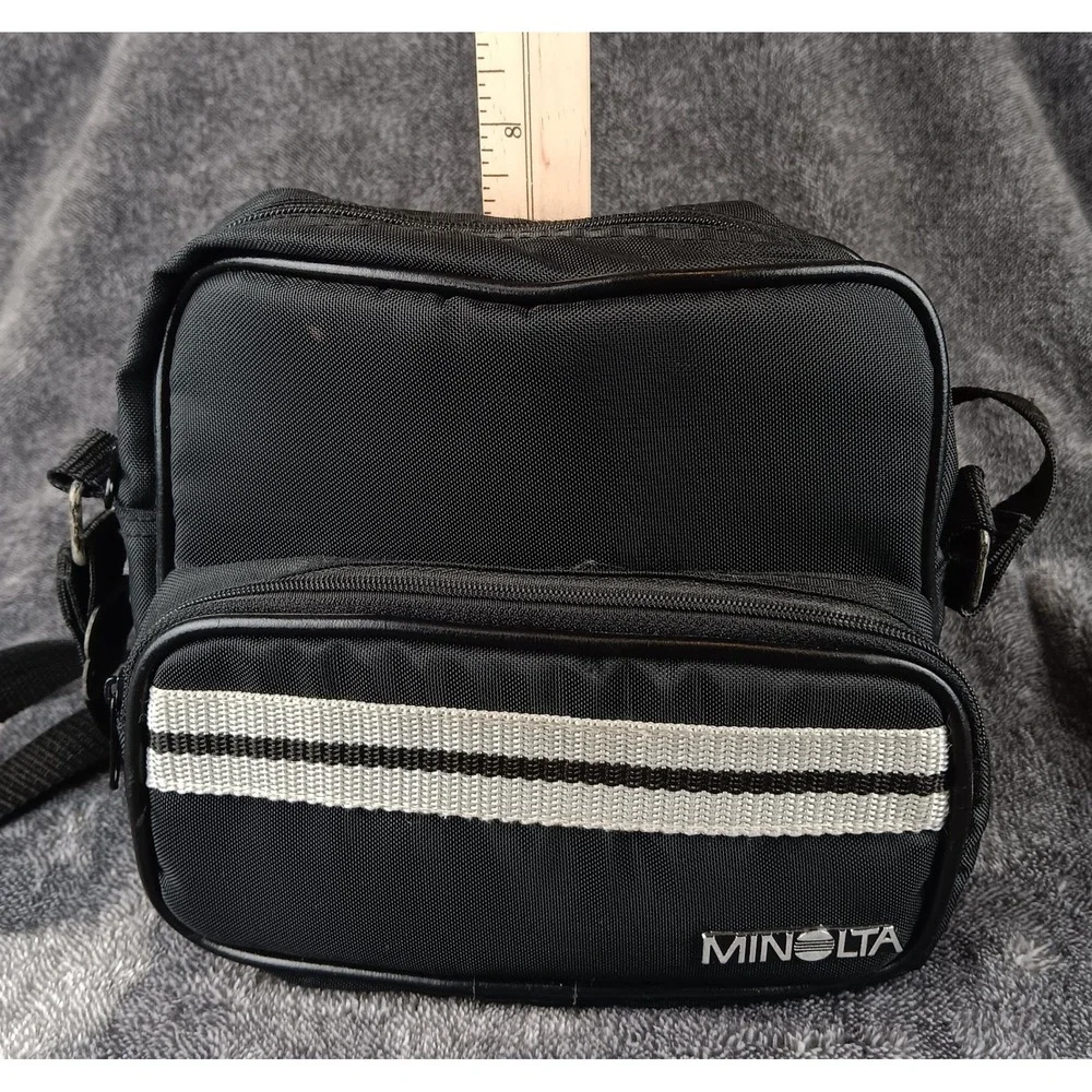 Minolta‎ Black Messenger Bag Crossbody Strap Double Zip Front Pocket